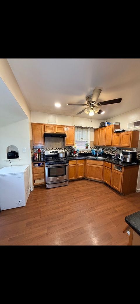 Tiny photo for 4940 Estes Avenue, Skokie, IL 60077 (MLS # 12556286)