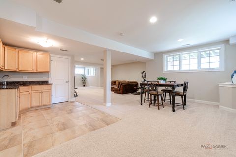 Tiny photo for 878 Writer Court, Vernon Hills, IL 60061 (MLS # 12612414)