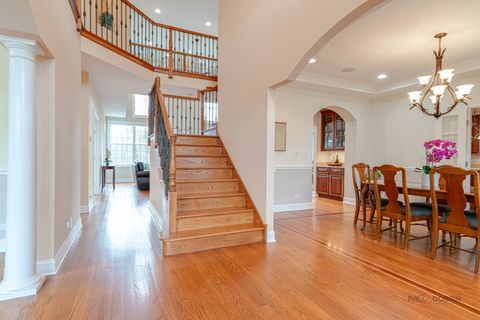 Tiny photo for 878 Writer Court, Vernon Hills, IL 60061 (MLS # 12612414)