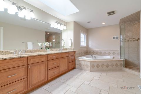 Tiny photo for 878 Writer Court, Vernon Hills, IL 60061 (MLS # 12612414)