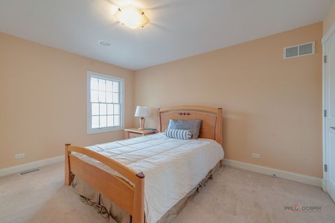 Tiny photo for 878 Writer Court, Vernon Hills, IL 60061 (MLS # 12612414)