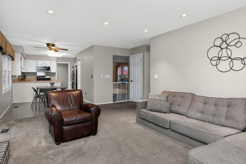 Tiny photo for 2238 Appleby Drive, Wheaton, IL 60189 (MLS # 12508242)