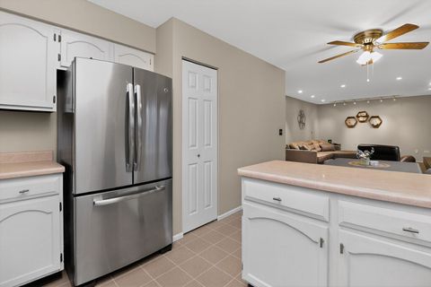 Tiny photo for 2238 Appleby Drive, Wheaton, IL 60189 (MLS # 12508242)