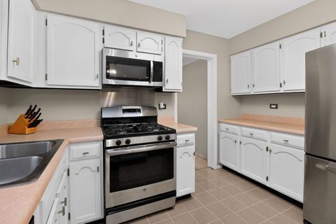 Tiny photo for 2238 Appleby Drive, Wheaton, IL 60189 (MLS # 12508242)