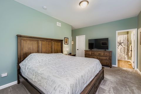 Tiny photo for 630 N Buell Avenue, Aurora, IL 60506 (MLS # 12507897)