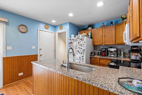 Tiny photo for 1375 N Whispering Springs Circle, Palatine, IL 60074 (MLS # 12599693)