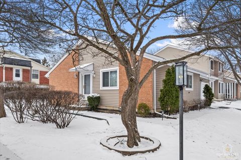 1375 N Whispering Springs Circle Palatine IL 60074