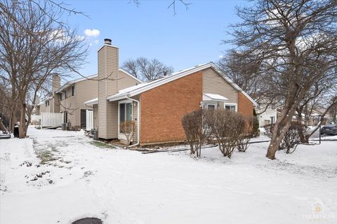 Tiny photo for 1375 N Whispering Springs Circle, Palatine, IL 60074 (MLS # 12599693)