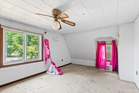 Tiny photo for 13346 Irving Avenue, Blue Island, IL 60406 (MLS # 12432179)