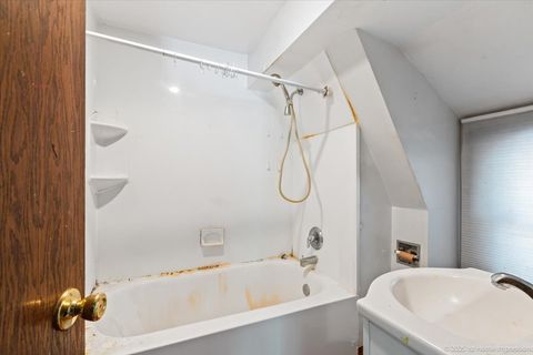 Tiny photo for 13346 Irving Avenue, Blue Island, IL 60406 (MLS # 12432179)