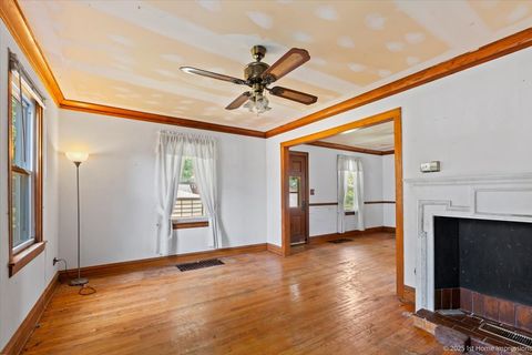 Tiny photo for 13346 Irving Avenue, Blue Island, IL 60406 (MLS # 12432179)