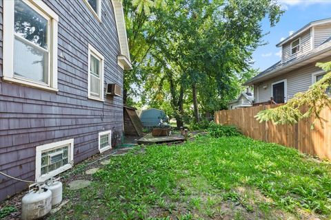 Tiny photo for 13346 Irving Avenue, Blue Island, IL 60406 (MLS # 12432179)