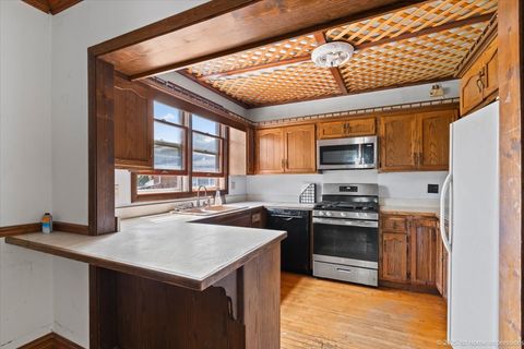 Tiny photo for 13346 Irving Avenue, Blue Island, IL 60406 (MLS # 12432179)