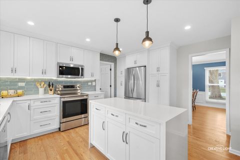 Tiny photo for 906 Sumter Court, Naperville, IL 60540 (MLS # 12568048)