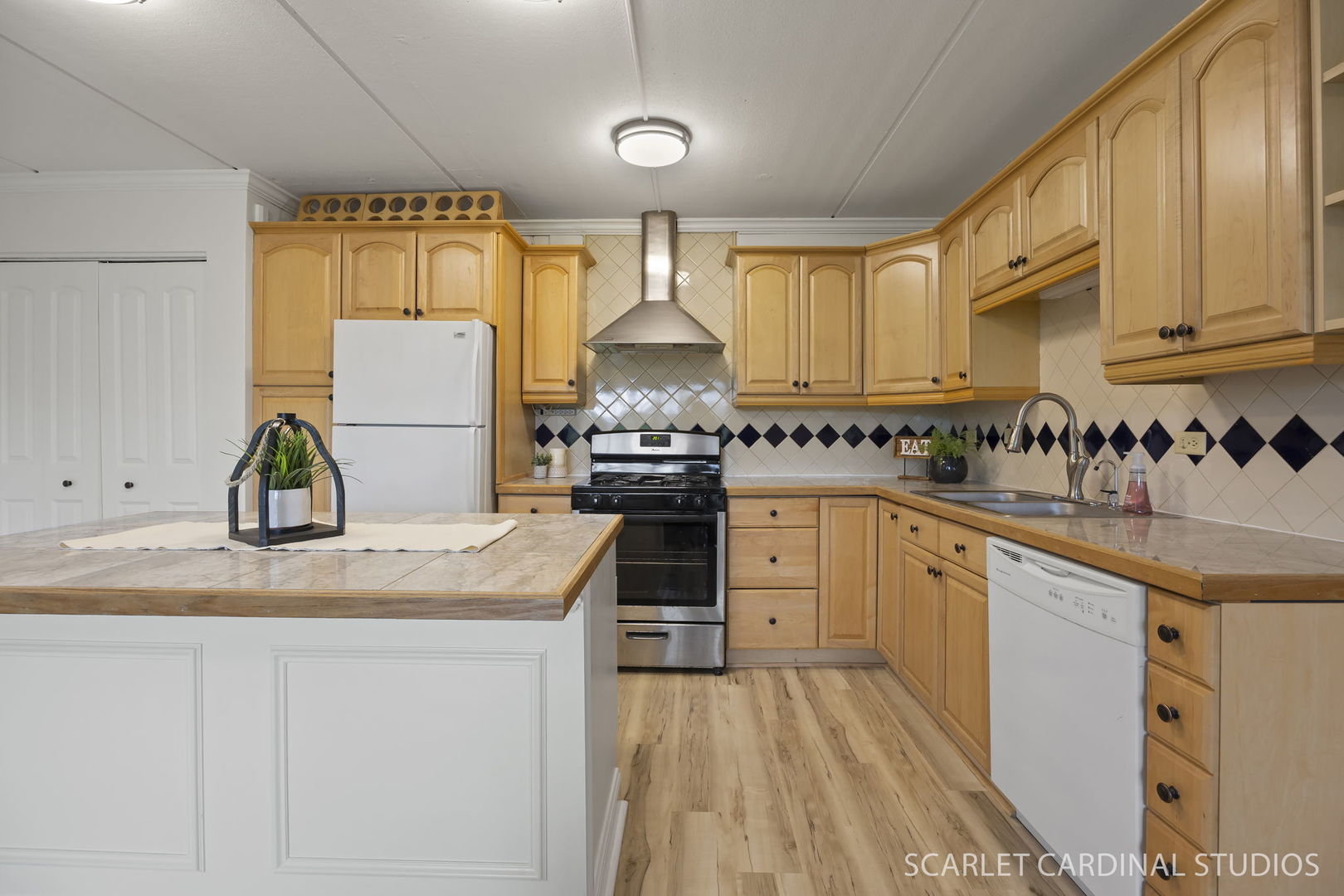 1133 Royal St George Drive 107