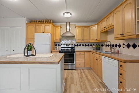 Tiny photo for 1133 Royal St George Drive #107, Naperville, IL 60563 (MLS # 12626820)