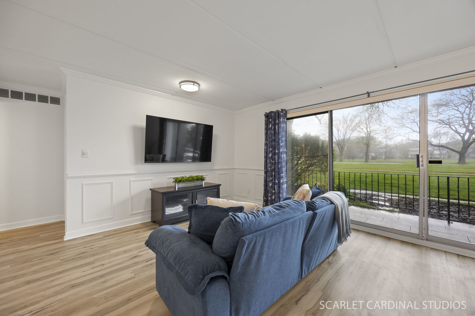 1133 Royal St George Drive 107