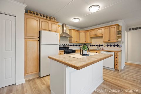 Tiny photo for 1133 Royal St George Drive #107, Naperville, IL 60563 (MLS # 12626820)