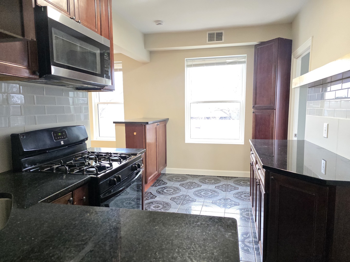 3507 W Belden Avenue 3