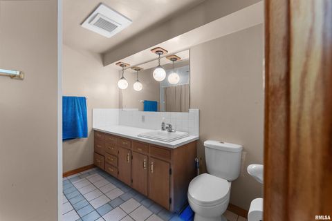 Tiny photo for 4435 TELEGRAPH Road, Davenport, IA 52804 (MLS # QC4268908)