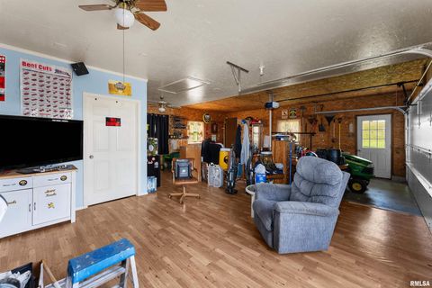 Tiny photo for 4435 TELEGRAPH Road, Davenport, IA 52804 (MLS # QC4268908)