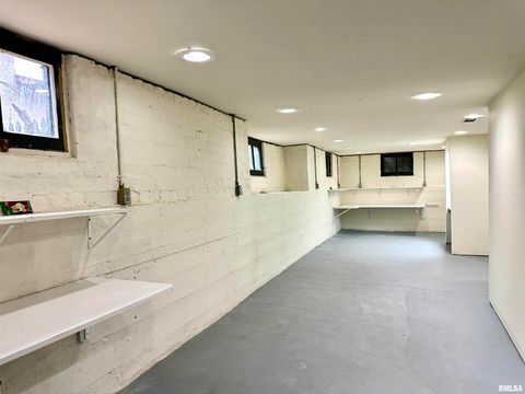 Tiny photo for 702 W CHERRY Street, Carbondale, IL 62901 (MLS # EB460747)