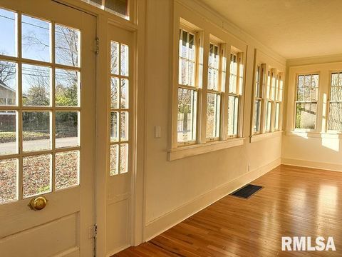 Tiny photo for 702 W CHERRY Street, Carbondale, IL 62901 (MLS # EB460747)