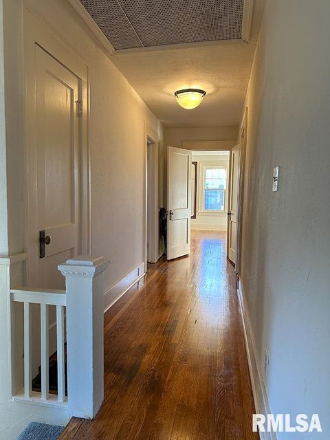 Tiny photo for 702 W CHERRY Street, Carbondale, IL 62901 (MLS # EB460747)