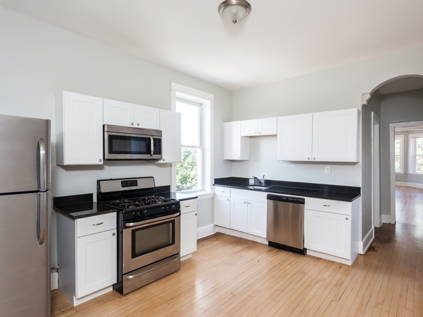 901 N Mozart Street 3