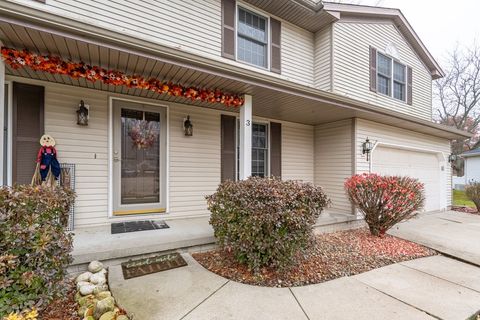 Tiny photo for 3 Harvest Court, Bloomington, IL 61704 (MLS # 12514165)