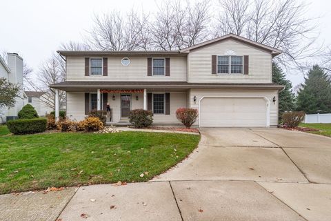 Tiny photo for 3 Harvest Court, Bloomington, IL 61704 (MLS # 12514165)