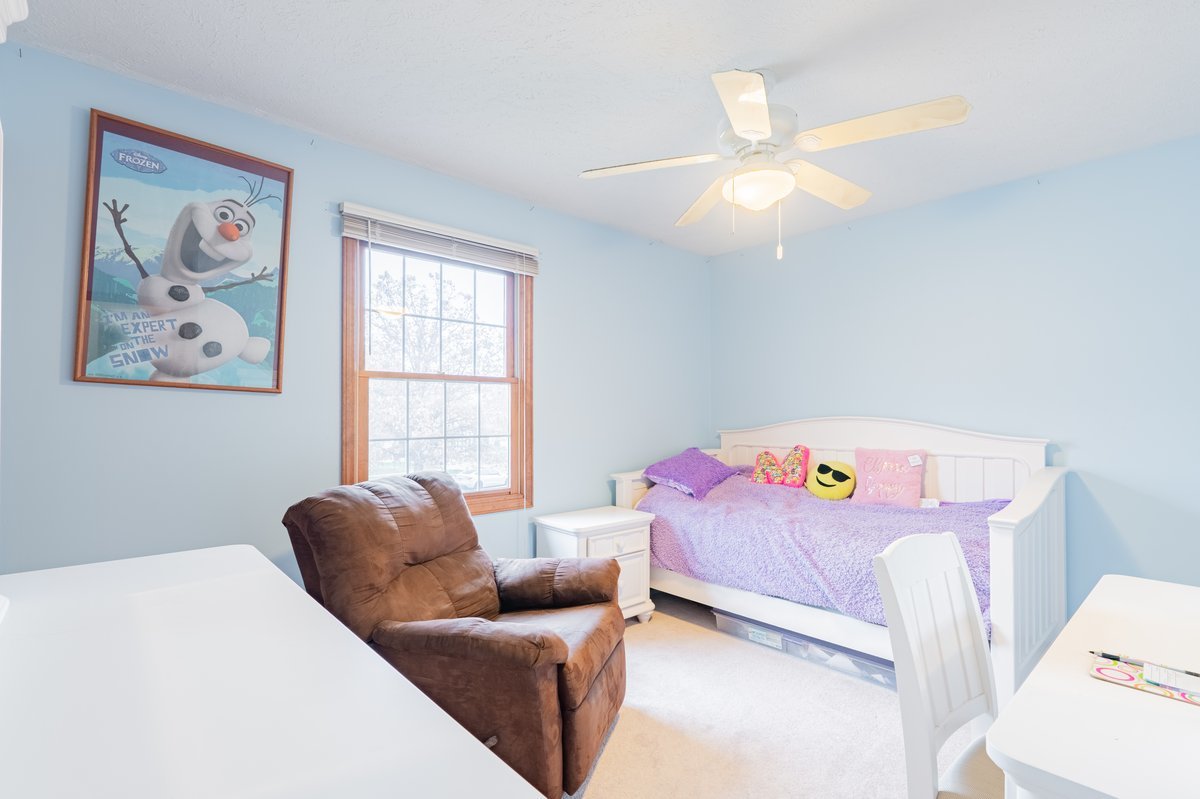 Bloomington, Illinois 61704, United States, 4 Bedrooms Bedrooms, ,3 BathroomsBathrooms,Residential,Active,243459