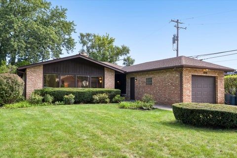 Photo of 9617 Keystone Avenue, Skokie, IL 60076 (MLS # 12765786)