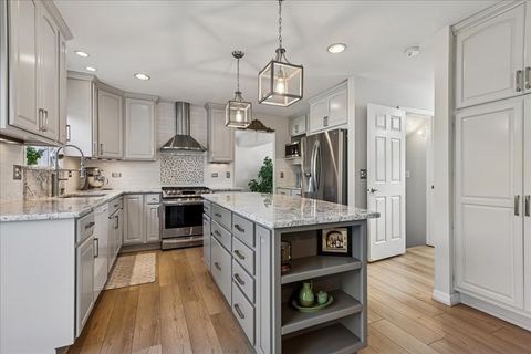 Tiny photo for 1529 Longmeadow Lane, Bartlett, IL 60103 (MLS # 12500478)