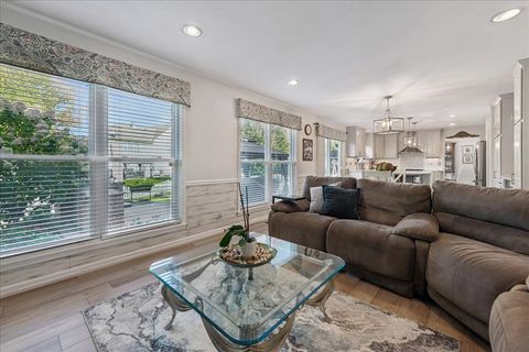 Tiny photo for 1529 Longmeadow Lane, Bartlett, IL 60103 (MLS # 12500478)