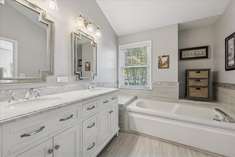 Tiny photo for 1529 Longmeadow Lane, Bartlett, IL 60103 (MLS # 12500478)