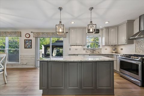 Tiny photo for 1529 Longmeadow Lane, Bartlett, IL 60103 (MLS # 12500478)