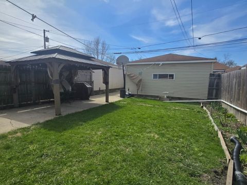 Tiny photo for 2330 N Kildare Avenue, Chicago, IL 60639 (MLS # 12615690)