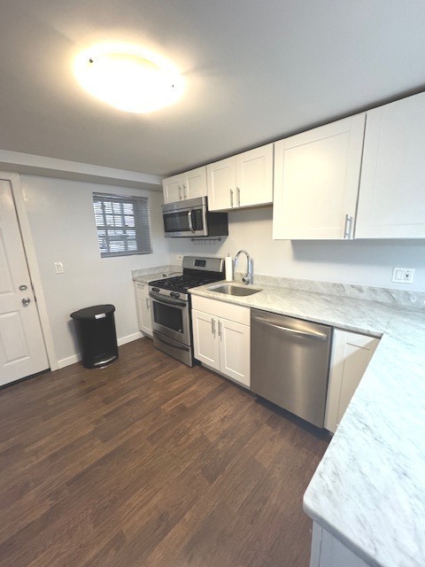 3039 W Belle Plaine Avenue GU2