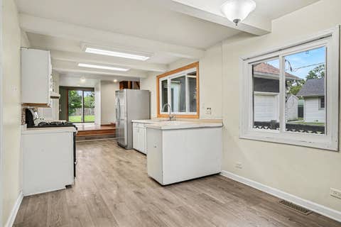Tiny photo for 26330 W Grapevine Avenue, Antioch, IL 60002 (MLS # 12683418)