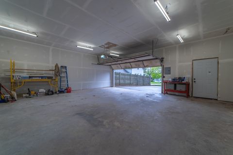 Tiny photo for 1008 S Lincoln Avenue, Aurora, IL 60505 (MLS # 12626395)