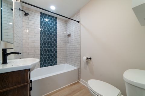 Tiny photo for 1008 S Lincoln Avenue, Aurora, IL 60505 (MLS # 12626395)