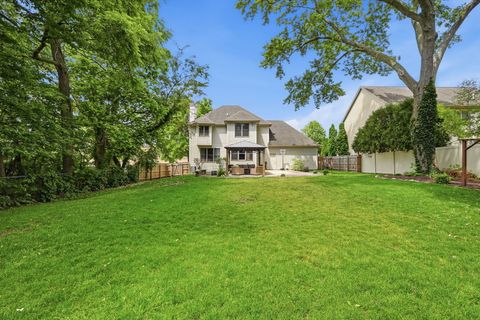 Tiny photo for 118 N 11th Avenue, St. Charles, IL 60174 (MLS # 12662584)