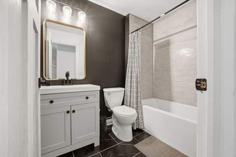 Tiny photo for 118 N 11th Avenue, St. Charles, IL 60174 (MLS # 12662584)