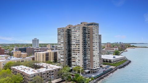 Tiny photo for 6301 N Sheridan Road #6E, Chicago, IL 60660 (MLS # 12642102)
