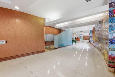 Tiny photo for 6301 N Sheridan Road #6E, Chicago, IL 60660 (MLS # 12642102)