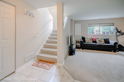 Tiny photo for 4062 POMPTON Avenue, Elgin, IL 60124 (MLS # 12694387)