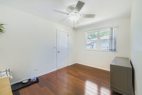 Tiny photo for 963 S Fletcher Drive, Wheeling, IL 60090 (MLS # 12434256)