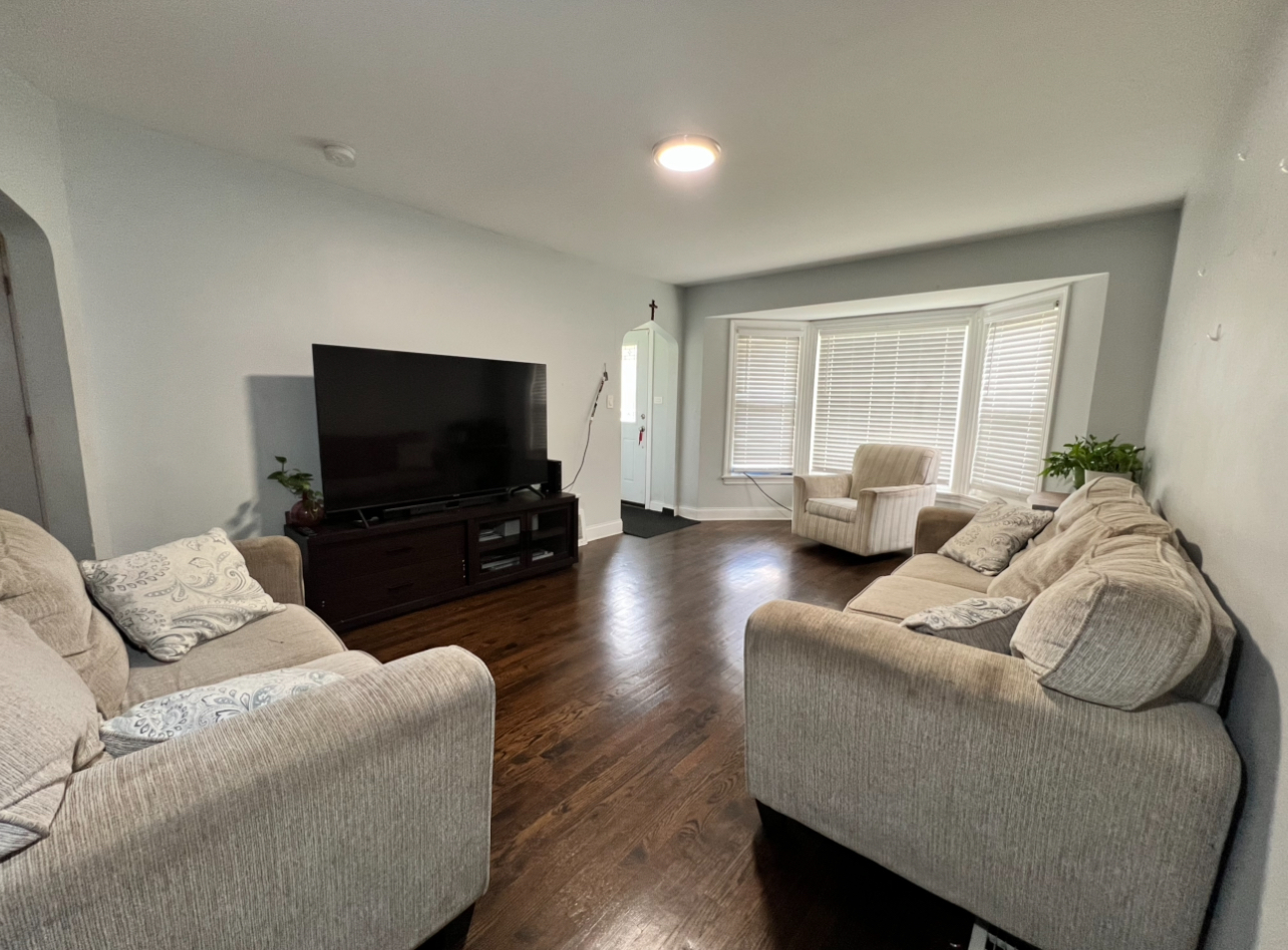 3321 W 71st Street