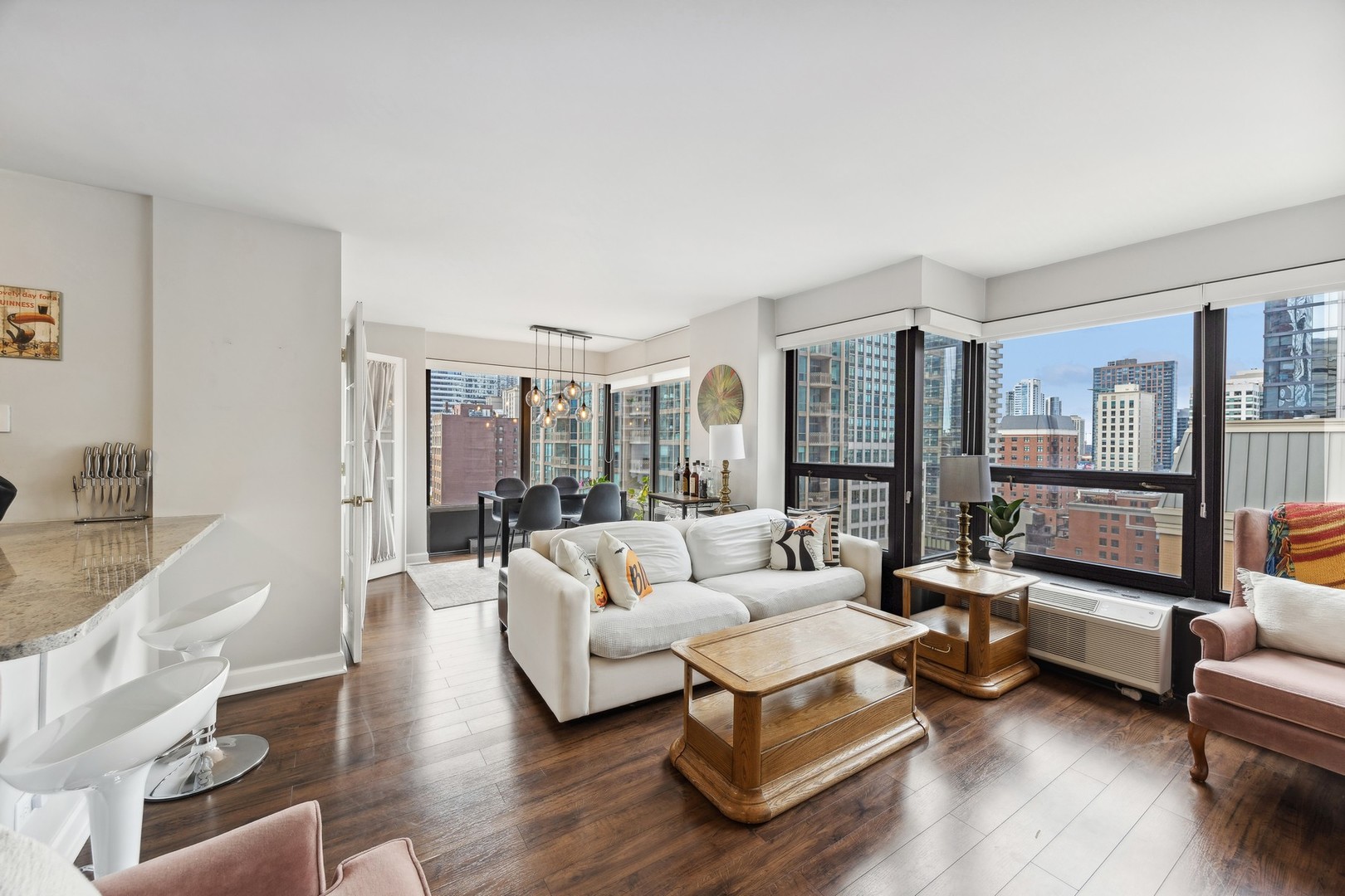 30 E Huron Street 1304